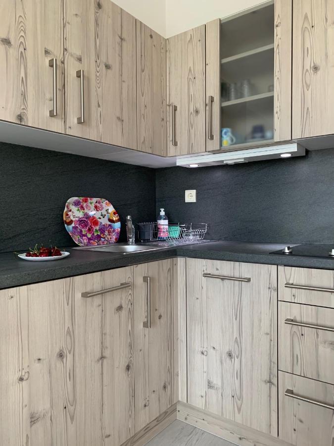 Helios Apartmenthouse Olympiakí Aktí Buitenkant foto